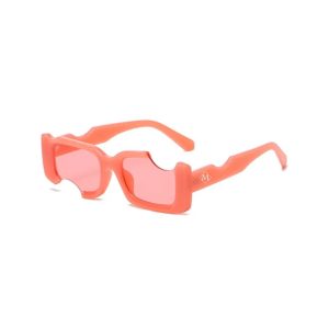 Γυναικεία γυαλιά ηλίου σε ροζ χρώμα